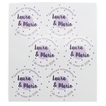 Prispôsobiteľné nálepky s bodkami pre darčeky.