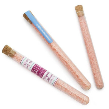 Vlastné štítky pre svadobné detaily. Online predaj