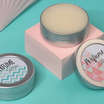 Ako vyrobiť pevný parfum. Súprava so všetkým, čo potrebujete. Ako vyrobiť pevný parfum. Súprava so všetkým, čo potrebujete.
