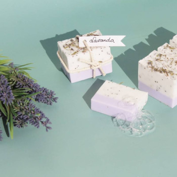 Súprava na výrobu levanduľového mydla: materiály a pokyny krok za krokom