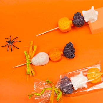Halloween Craft Kit - Vytvorte si zábavné mydlové kebaby!