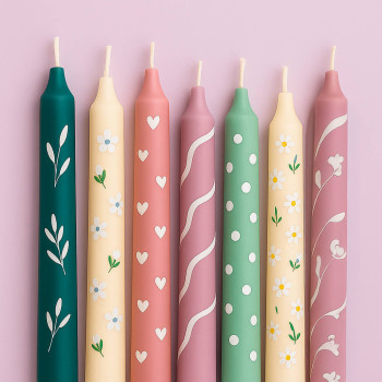 Biela farba na ozdobenie sviečok. Online predaj. Biela farba na ozdobenie sviečok. Online predaj.