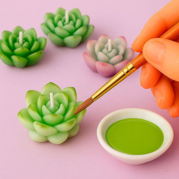 Pistáciová farba na zelenú sviečku. Online predaj. Pistáciová farba na zelenú sviečku. Online predaj.