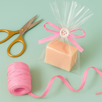 Bubblegum ružová rafiová stuha. Online predaj.