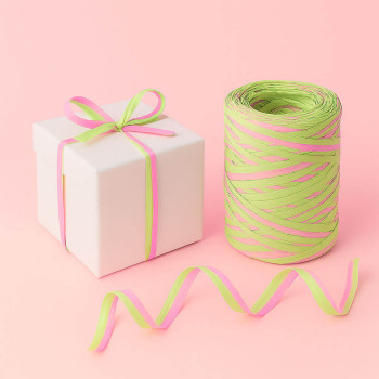 Ružová dvojfarebná rafia a pistáciová stuha. Gran Velada