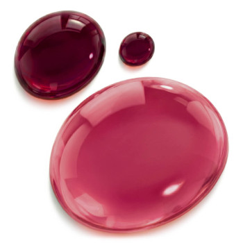 Bordové tekuté farbivo na výrobu glycerínového mydla